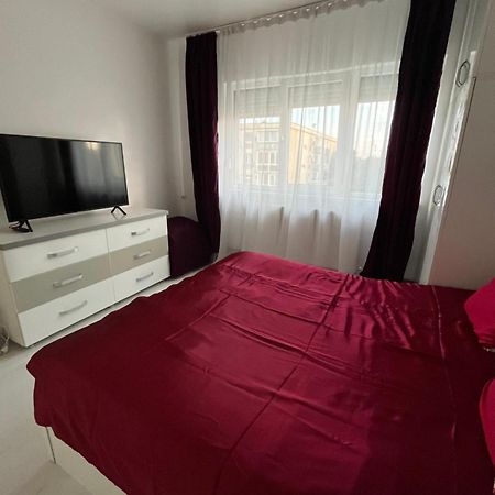 2 Bedroom Apartament, Free Parking Arad Exteriör bild