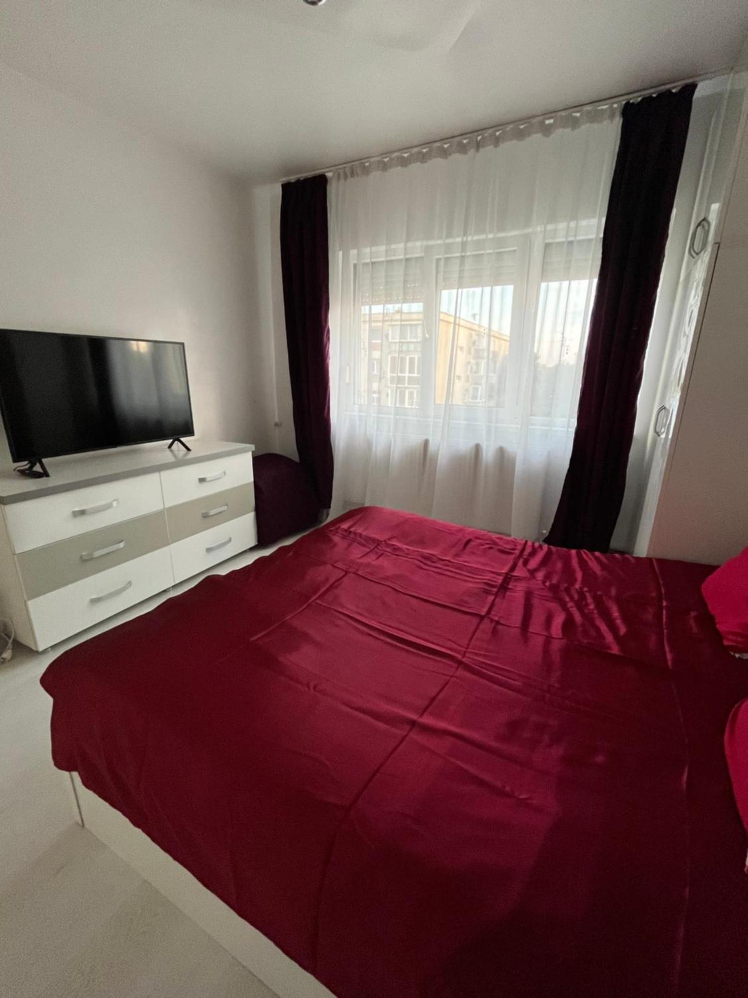 2 Bedroom Apartament, Free Parking Arad Exteriör bild