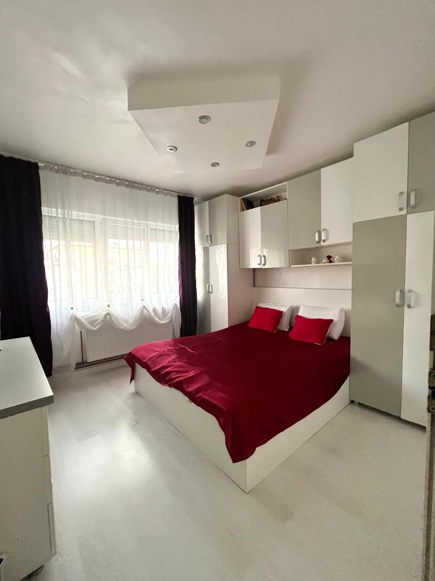 2 Bedroom Apartament, Free Parking Arad Exteriör bild